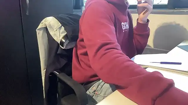 bullyboyy online show from 01/12/26, 08:43