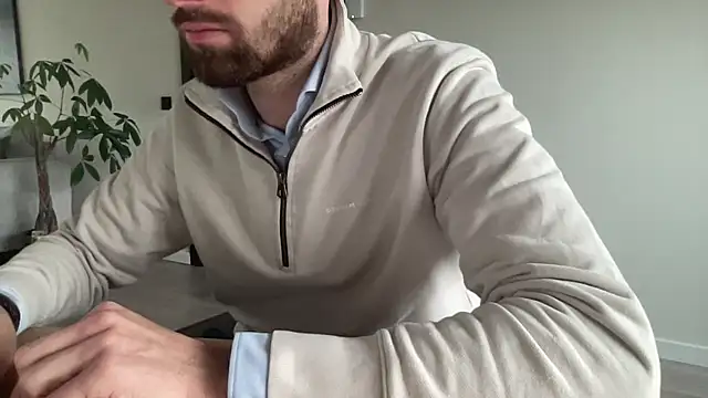 bullyboyy online show from 10/15/25, 02:58