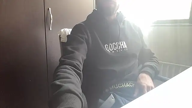 bullyboyy online show from 10/07/25, 11:00