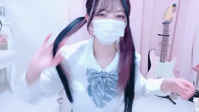 Megu-mimi online show from 10/26/25, 04:51