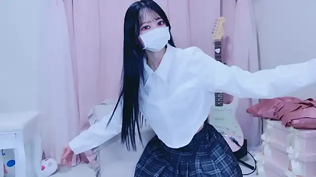 Snapshot of Megu-mimi chatting on 01/18/26, 07:01 Megu-mimi online show from 01/18/26, 07:01