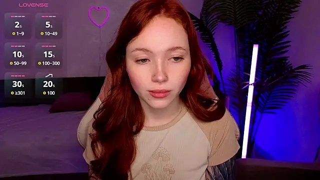 Maya Light online show from 02/19/26, 01:57