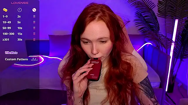 Maya Light online show from 11/18/25, 08:28