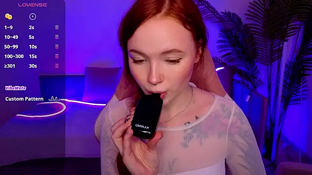 Maya Light online show from 11/13/25, 08:29