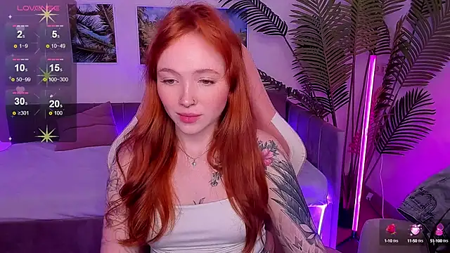 Maya Light online show from 09/11/25, 08:58