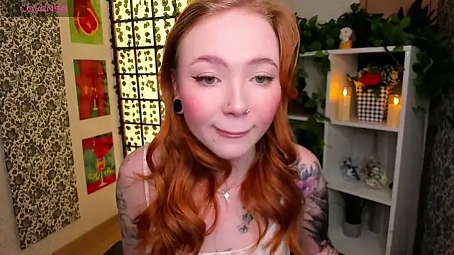 Maya Light online show from 03/06/25, 01:48