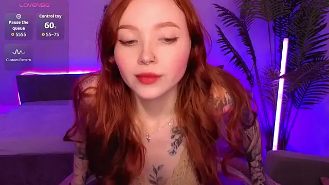 Maya Light online show from 12/21/25, 01:41