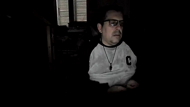 Usame como quieras online show from 12/23/25, 09:08