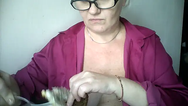 Mayya4321 online show from 10/06/25, 09:43