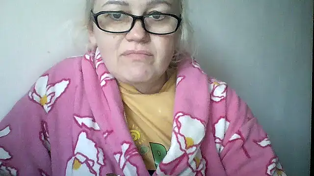 Mayya4321 online show from 10/26/25, 07:20