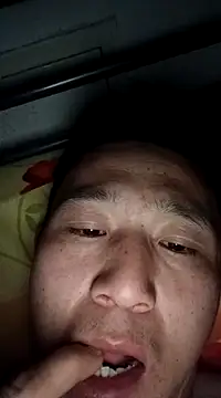 Snapshot of wadmma chatting on 03/18/25, 06:17 wadmma online show from 03/18/25, 06:17