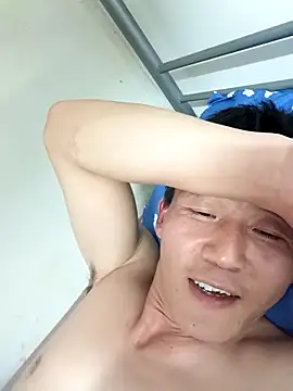 Snapshot of wadmma chatting on 09/27/25, 08:15 wadmma online show from 09/27/25, 08:15