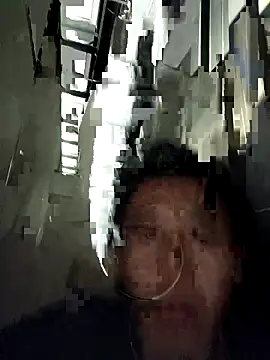 Snapshot of wadmma chatting on 10/04/25, 01:23 wadmma online show from 10/04/25, 01:23