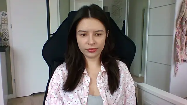 LariceSexy online show from 03/25/26, 01:10