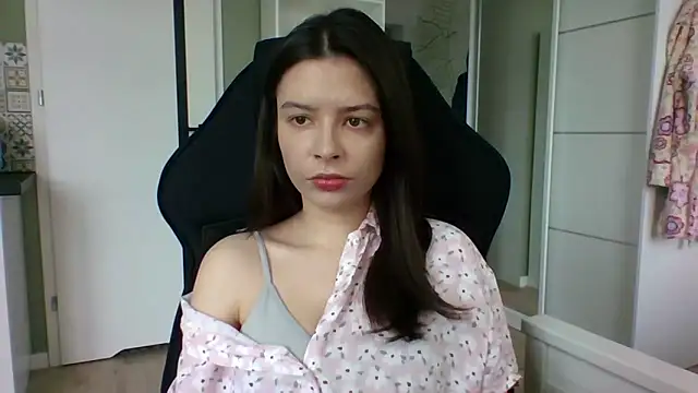 LariceSexy online show from 03/31/26, 12:07