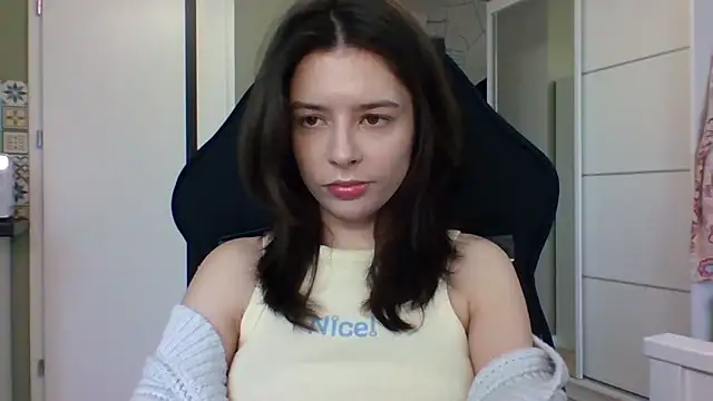 LariceSexy online show from 12/14/25, 01:28