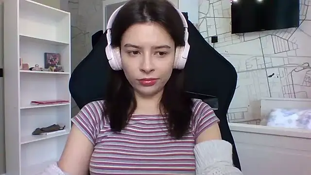 LariceSexy online show from 11/27/25, 01:11