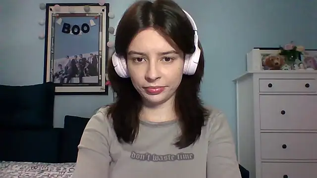 LariceSexy online show from 10/19/25, 06:21