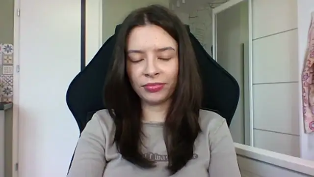 LariceSexy online show from 03/12/26, 01:04