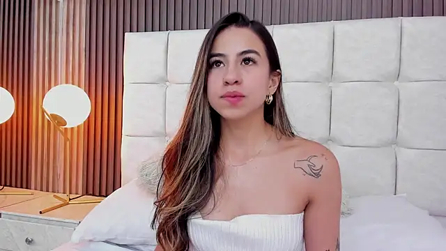 Ariana greenblat online show from 03/07/26, 05:29