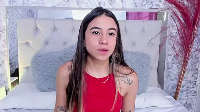 Ariana greenblat online show from 10/08/25, 04:19