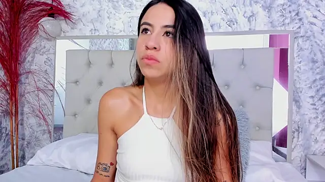 Snapshot of Ariana_greenblat chatting on 02/06/26, 03:30 Ariana greenblat online show from 02/06/26, 03:30