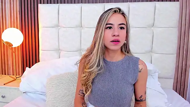 Ariana greenblat online show from 03/19/26, 05:13