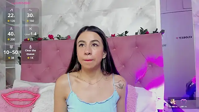 Ariana greenblat online show from 09/09/25, 11:19