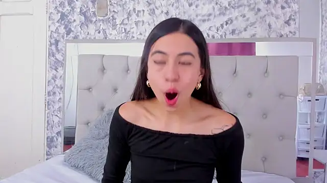 Snapshot of Ariana_greenblat chatting on 01/10/26, 04:13 Ariana greenblat online show from 01/10/26, 04:13