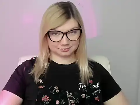 Lola moree online show from 10/06/25, 11:33