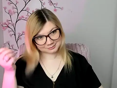 Lola moree online show from 04/04/26, 12:01