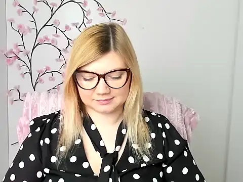 Lola moree online show from 02/05/26, 12:56