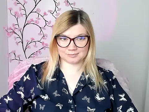 Lola moree online show from 04/15/26, 11:38