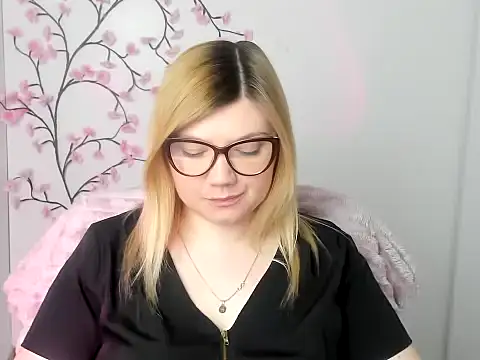 Lola moree online show from 03/27/26, 12:39