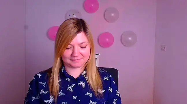 Lola moree online show from 02/17/25, 03:44