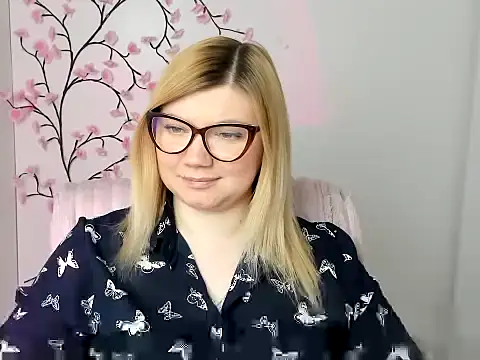 Lola moree online show from 04/28/26, 11:36