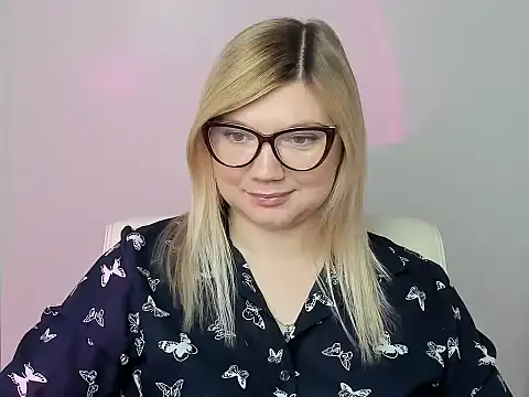 Lola moree online show from 10/26/25, 12:49