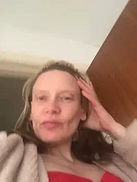 Snapshot of blondey206 chatting on 02/26/25, 02:38 blondey206 online show from 02/26/25, 02:38