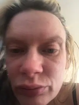 Snapshot of blondey206 chatting on 03/16/25, 07:26 blondey206 online show from 03/16/25, 07:26