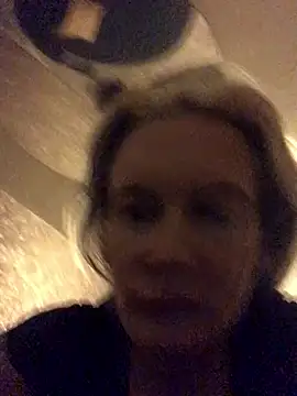 Snapshot of blondey206 chatting on 01/08/26, 09:32 blondey206 online show from 01/08/26, 09:32