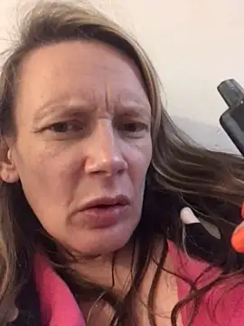 Snapshot of blondey206 chatting on 03/05/26, 07:16 blondey206 online show from 03/05/26, 07:16