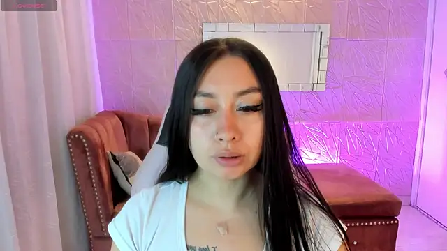Snapshot of miss_isabella_m chatting on 06/22/26, 01:08 miss isabella m online show from 06/22/26, 01:08