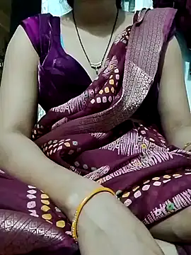 Snapshot of saaniya chatting on 09/30/25, 06:36 saaniya online show from 09/30/25, 06:36