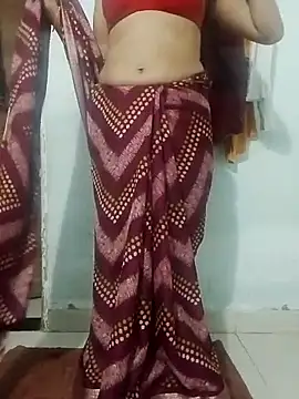 Snapshot of saaniya chatting on 10/06/25, 06:08 saaniya online show from 10/06/25, 06:08