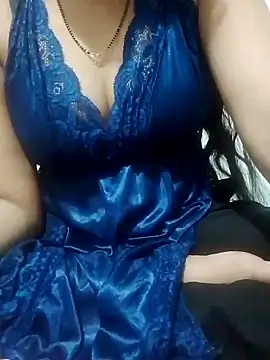 Snapshot of saaniya chatting on 09/27/25, 06:47 saaniya online show from 09/27/25, 06:47