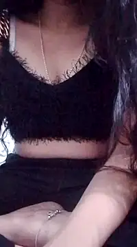 Snapshot of saaniya chatting on 02/21/25, 07:23 saaniya online show from 02/21/25, 07:23