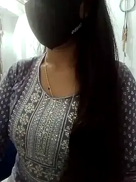 Snapshot of saaniya chatting on 03/01/25, 08:13 saaniya online show from 03/01/25, 08:13