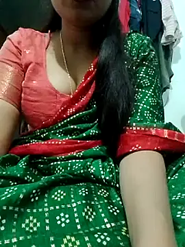 Snapshot of saaniya chatting on 02/24/25, 08:58 saaniya online show from 02/24/25, 08:58