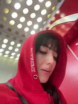 Snapshot of Melody_rousse_ chatting on 11/20/25, 08:20 Melody rousse online show from 11/20/25, 08:20