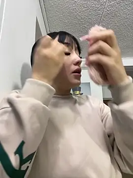 Snapshot of Melody_rousse_ chatting on 10/28/25, 05:34 Melody rousse online show from 10/28/25, 05:34